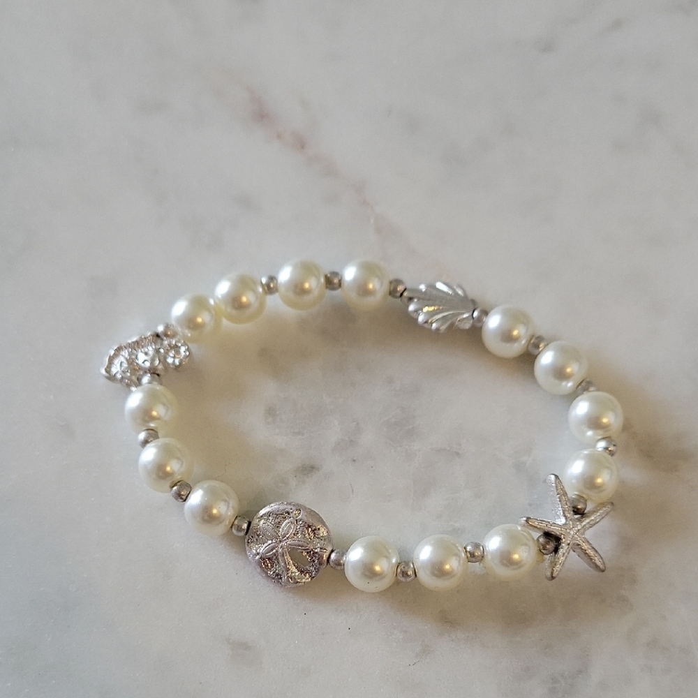 Silver and Pearl Starfish Bracelet